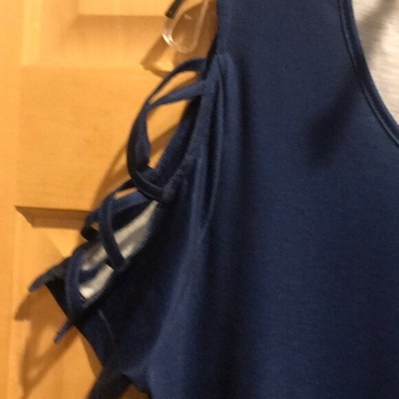 New Made with ❤️ Dress - Picture 2 of 7